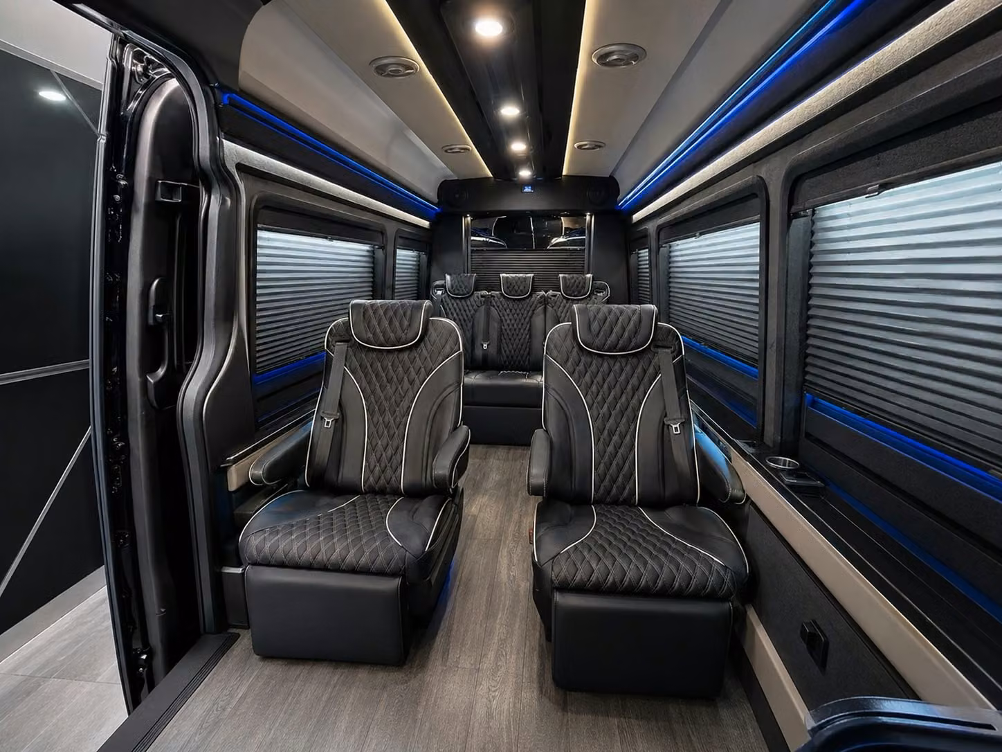 hotel to airport shuttle services for palmdale groups and conference attendees